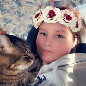 Meet your Posher, Gabby